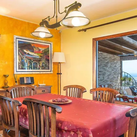 Casa Mira Güime